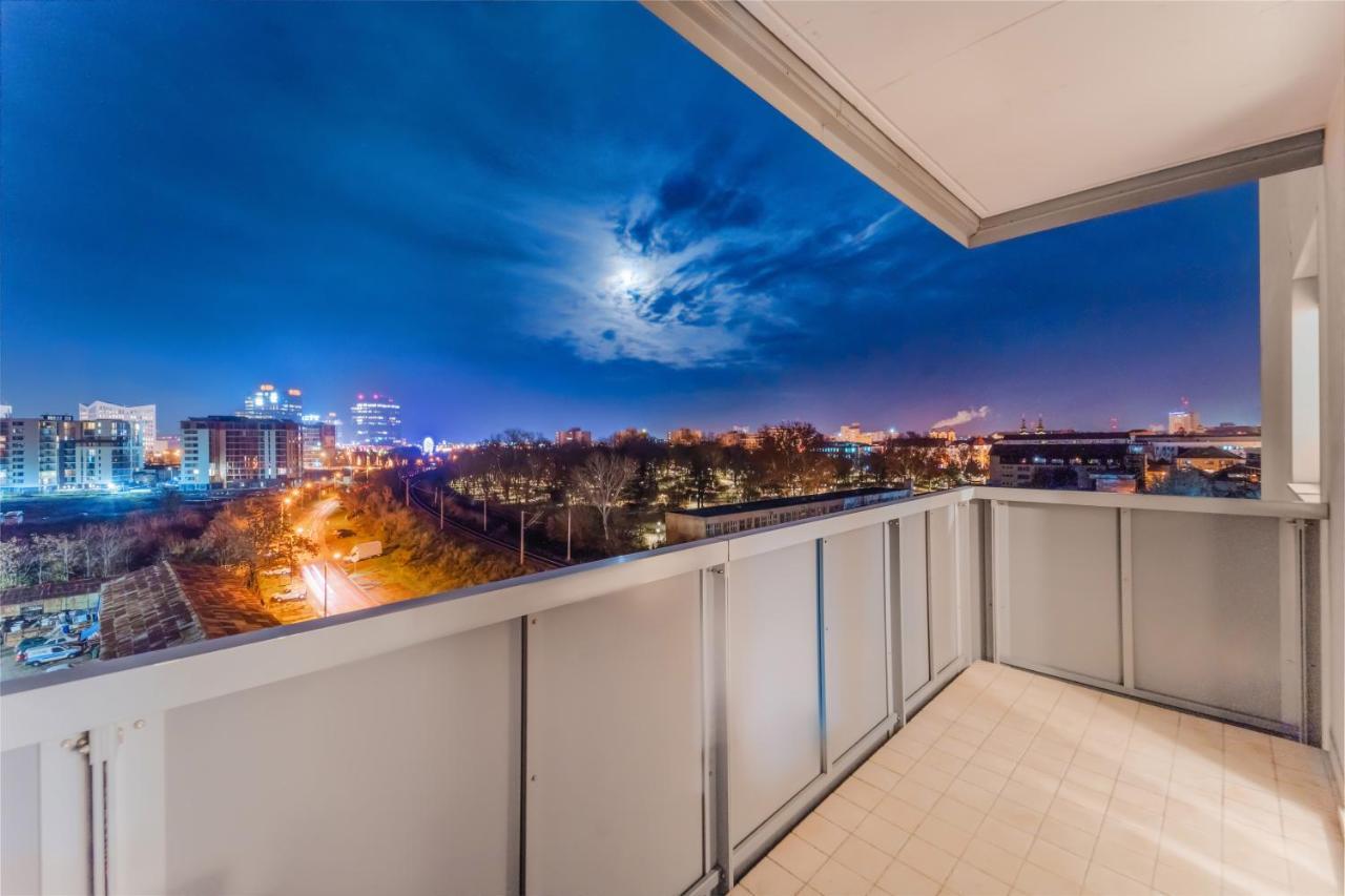 Central 700 Square Fructus Plaza - Eva Apartment ทิมิชัวรา ภายนอก รูปภาพ