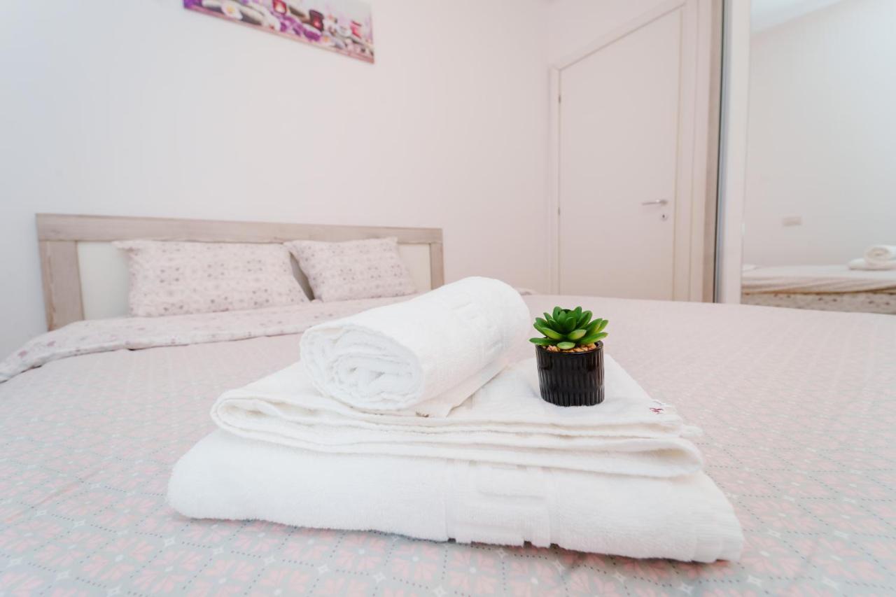 Central 700 Square Fructus Plaza - Eva Apartment ทิมิชัวรา ภายนอก รูปภาพ