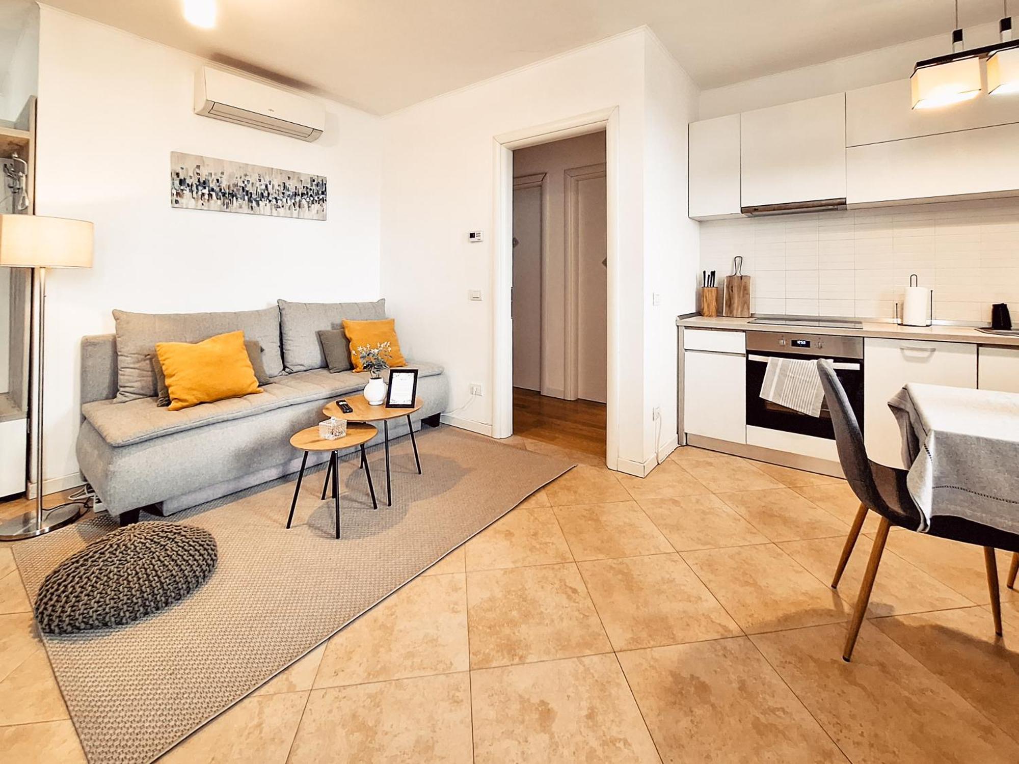 Central 700 Square Fructus Plaza - Eva Apartment ทิมิชัวรา ภายนอก รูปภาพ
