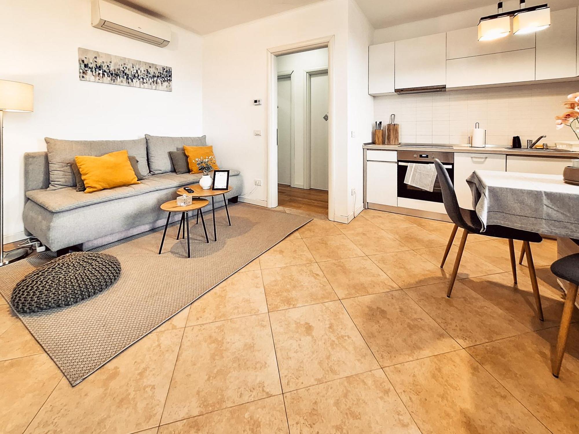 Central 700 Square Fructus Plaza - Eva Apartment ทิมิชัวรา ภายนอก รูปภาพ