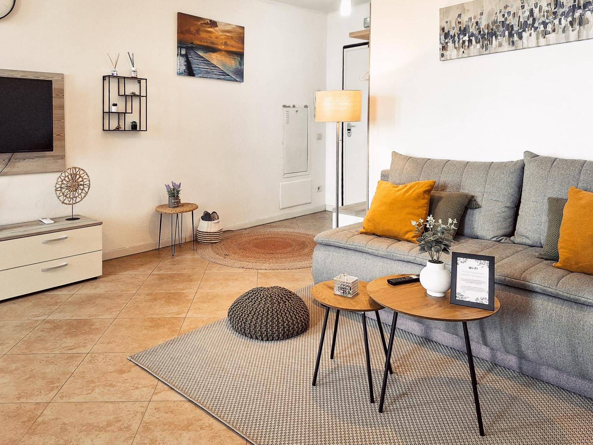 Central 700 Square Fructus Plaza - Eva Apartment ทิมิชัวรา ภายนอก รูปภาพ